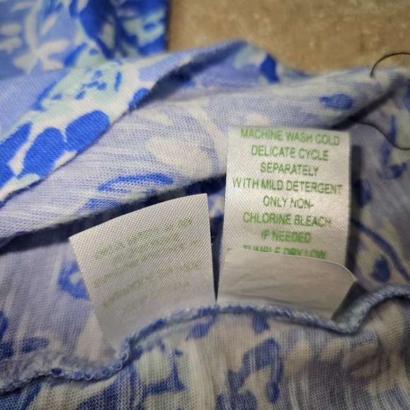 Lilly Pulitzer Blue and White Printed Tunic Top - Picture 8 of 11